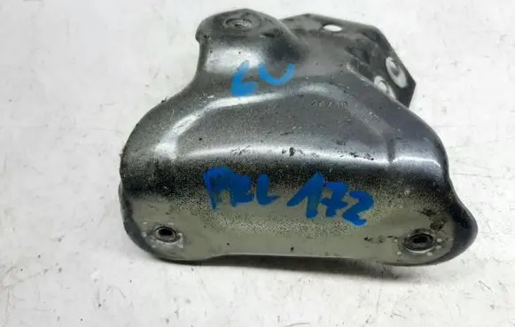 Skoda Fabia Mk3 (NJ) Fender mounting bracket 6V0821142