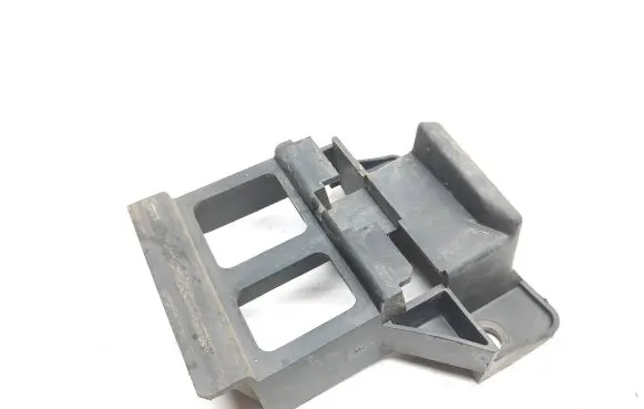 Volkswagen Crafter Front bumper mounting bracket A9068850263