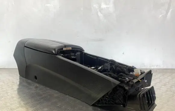 Maserati Quattroporte Center console