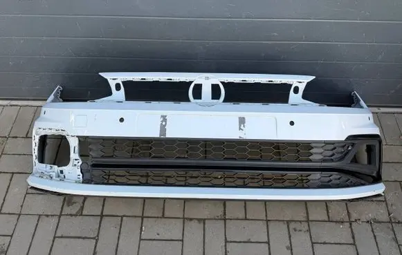 Volkswagen Polo VI Front bumper 2G0807221J