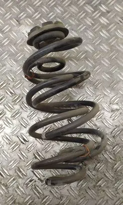 Nissan Note (E11) Rear coil spring