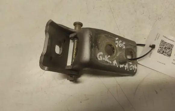 Citroen C5 Rear door lower hinge