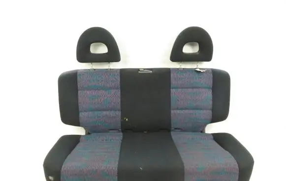 Mitsubishi Pajero Second row seats 