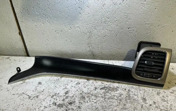 Jeep Grand Cherokee Cabin air duct channel 03907550 17499F
