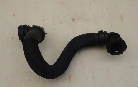 Peugeot 208 Engine coolant pipe/hose 9684639980