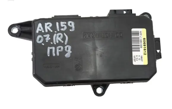 Alfa Romeo 159 Door control unit/module 60691612 187257 NPPL1GSX939