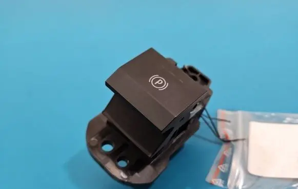 Dacia Duster III Handbrake/parking brake auto hold switch 251750042R IMPRK1569620