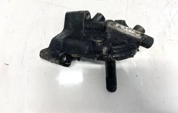 Volkswagen PASSAT B5 Engine mounting bracket