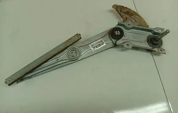 Toyota Corolla Verso AR10 Sliding door window regulator with motor 