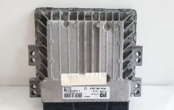 Mercedes-Benz A W176 Engine control unit/module A6079001800 A6079010100