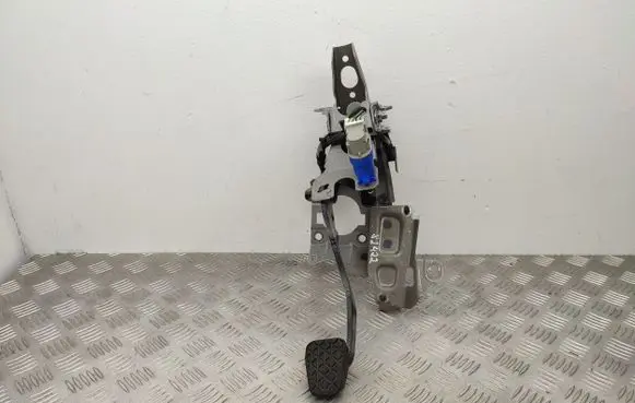 Ford Fiesta Brake pedal 