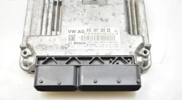 Audi A1 Engine control unit/module 04C907309BB