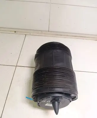 Audi e-tron Rear air suspension bag/shock absorber 4M0616002AK 4M0616002