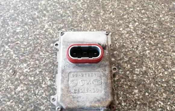Audi A6 S6 C6 4F Headlight ballast module Xenon 4F0941329 4F0941329A