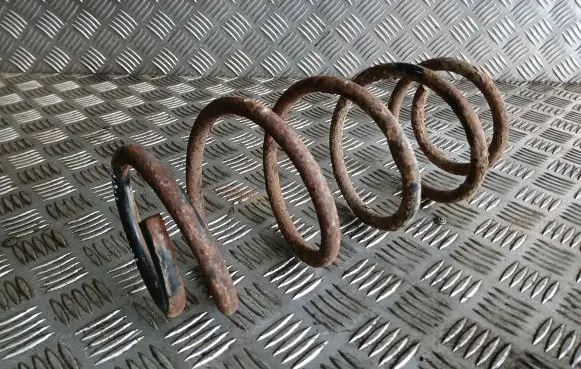 Opel Vectra B Front coil spring