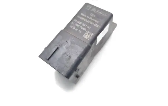 Ford Mondeo MK V Glow plug pre-heat relay 9803299780 51299058A