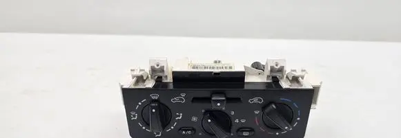 Citroen C3 Climate control unit 69300002 F664479W 3G9F68