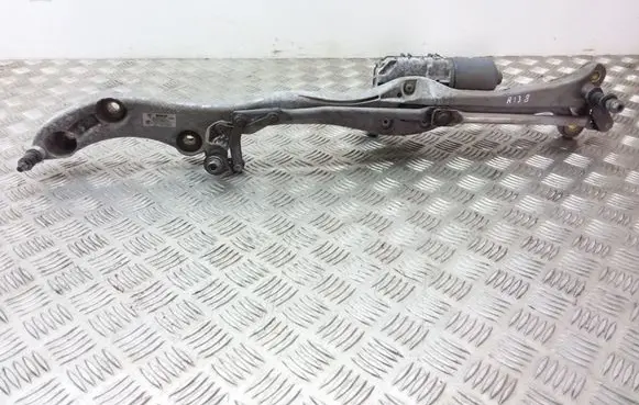 BMW 7 E65 E66 Front wiper linkage and motor 7115706