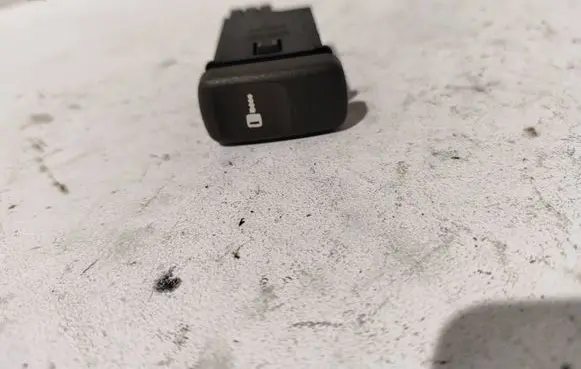Central locking switch button