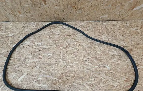 Citroen C4 II Picasso Trunk rubber seal (body) 