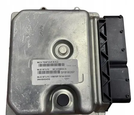 Fiat Fiorino Engine control unit/module 51918357 MJD8F3F6