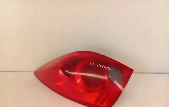 Nissan Primera Rear/tail lights