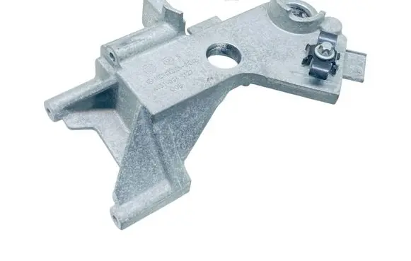 Mercedes-Benz C W205 Air filter cleaner box bracket assembly A6510941627