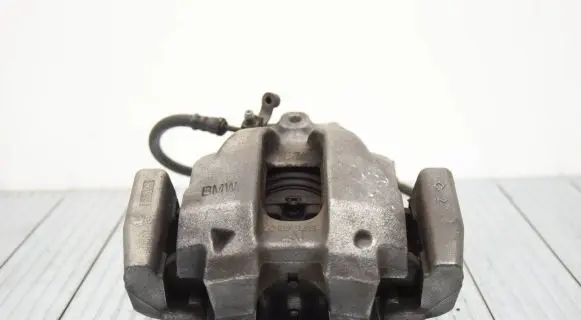 BMW X3 F25 Front brake caliper 703123