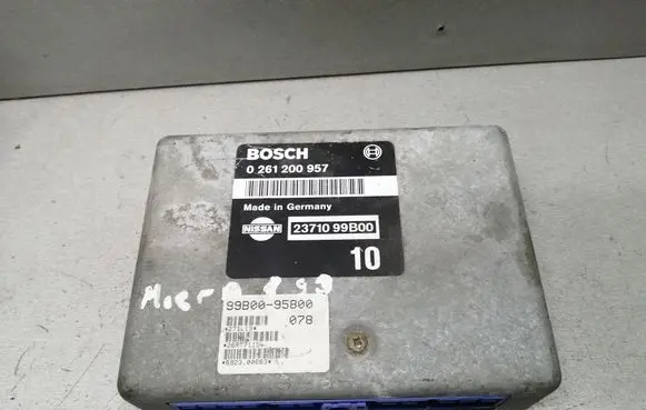 Nissan Micra Engine control unit/module 2371099B00 0261200957