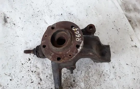 Peugeot 607 Front wheel hub CDP02G328