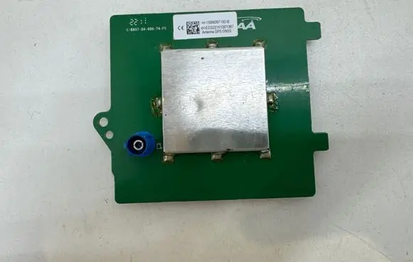 Tesla Model 3 Aerial antenna amplifier 159909700B