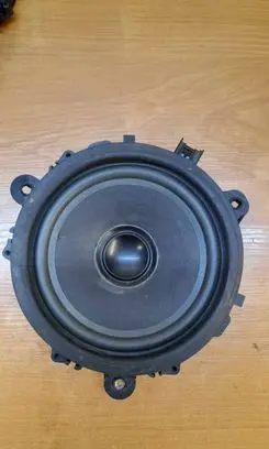 Volvo XC90 Front door speaker 8633109