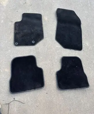 Peugeot 208 II Car floor mat set 98302905ZD