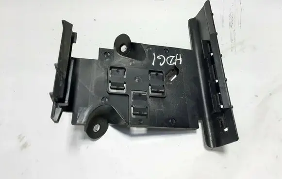 Volkswagen Golf VII Engine control unit box 5Q0906507F