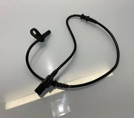 Mercedes-Benz E W211 ABS brake wheel speed sensor A2115402317 2115402317