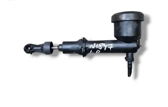 Land Rover Freelander Clutch master cylinder L051V00G3502