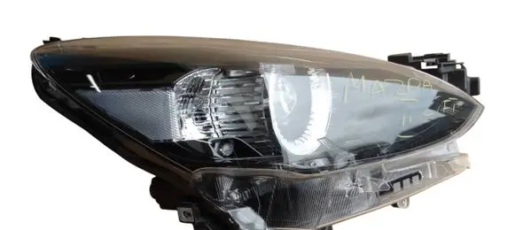 Mazda 2 Headlight/headlamp D43N-51030 D43N51030