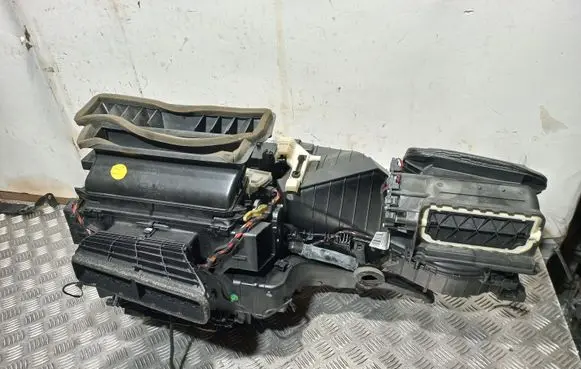 Audi Q5 SQ5 Interior heater climate box assembly 8K1820005AK