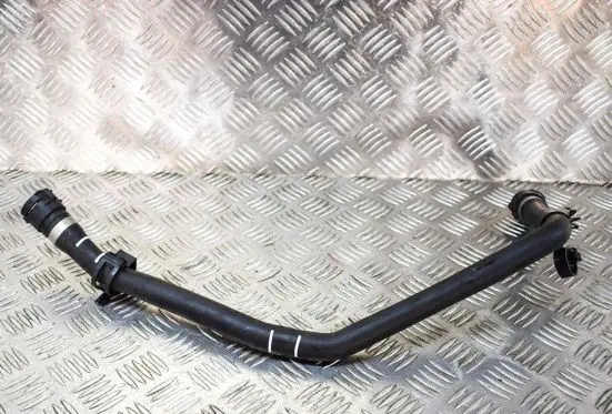 Mercedes-Benz Sprinter W907 W910 Engine coolant pipe/hose