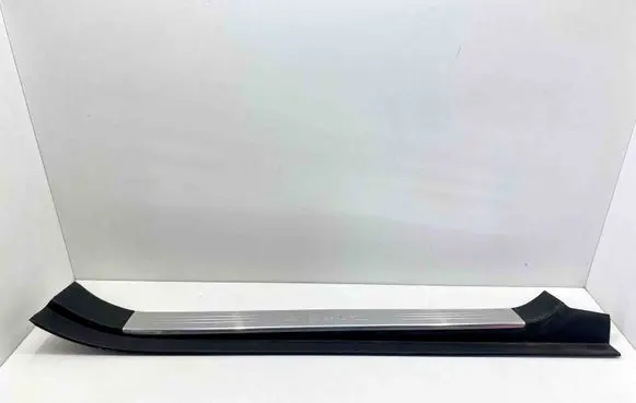 Mercedes-Benz SL R230 Front sill trim cover A2306801835 2306801835