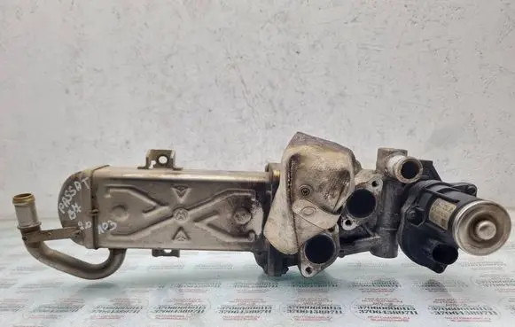 Volkswagen PASSAT B7 EGR valve cooler 03L131512CF