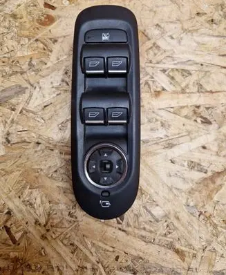 Ford Mondeo MK IV Electric window control switch 7S7T14A132BC 03112010 A0311AH0450