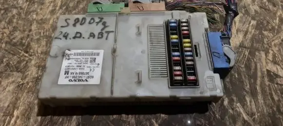 Volvo S80 Comfort/convenience module 6G9T14C256HF 30786819AA