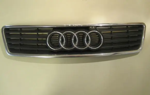 Audi A6 S6 C5 4B Front grill 4B0853651A
