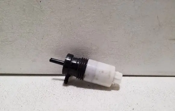 Volvo XC60 Headlight washer pump 1028284
