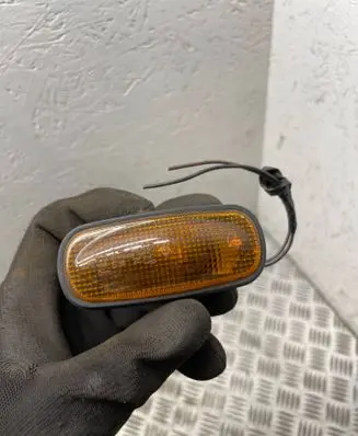 Land Rover Freelander Front fender indicator light 236577