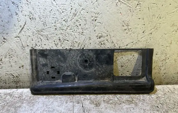 Dodge Challenger Jacking socket point 68089435AD 7351