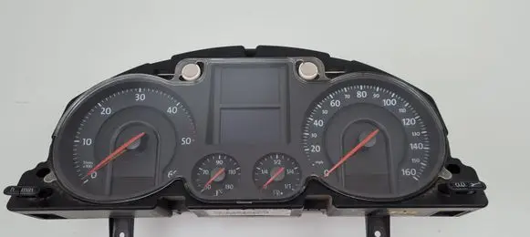 Speedometer (instrument cluster)