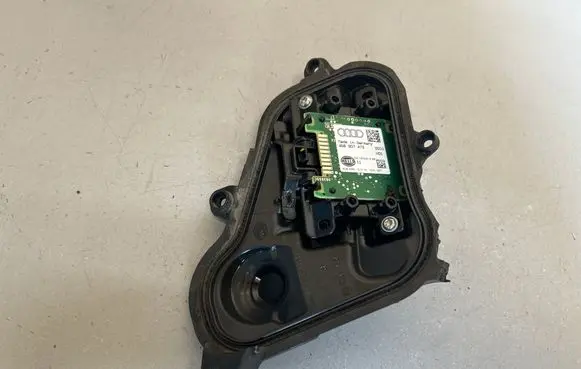 Audi A7 S7 4G LED ballast control module 4G8907472 19512002