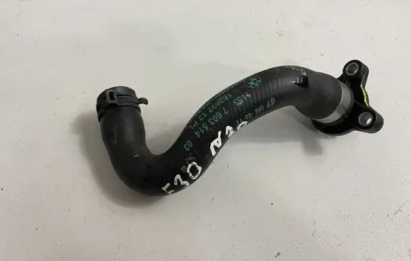BMW 5 F10 F11 Engine coolant pipe/hose 7603514